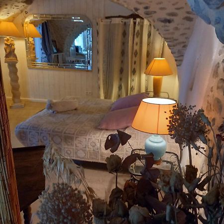 Chambres D'Hote Les Jardins De Prasserat Vallon-Pont-d'Arc Bagian luar foto