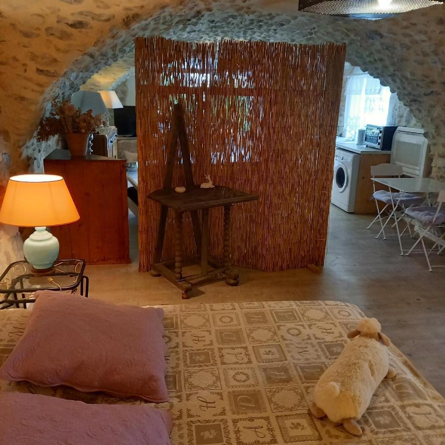 Chambres D'Hote Les Jardins De Prasserat Vallon-Pont-d'Arc Bagian luar foto
