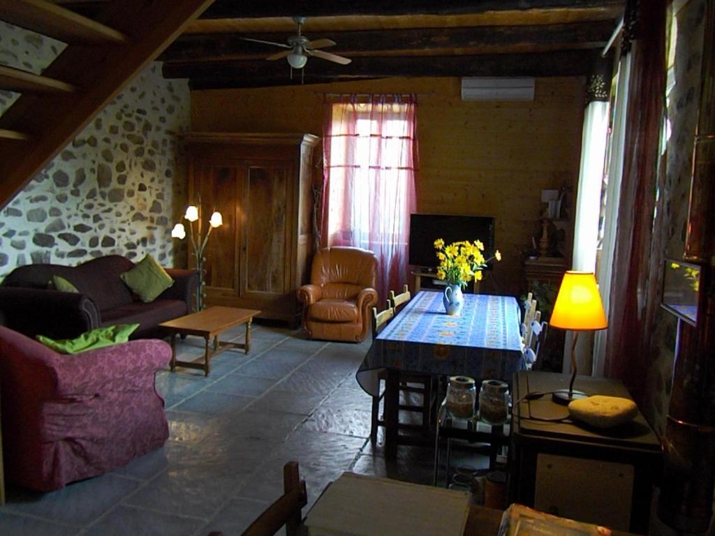 Chambres D'Hote Les Jardins De Prasserat Vallon-Pont-d'Arc Ruang foto