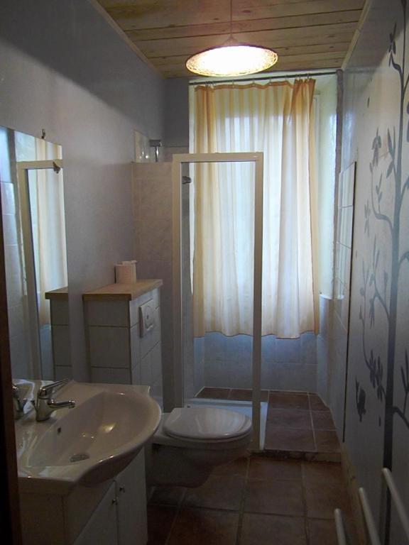 Chambres D'Hote Les Jardins De Prasserat Vallon-Pont-d'Arc Ruang foto