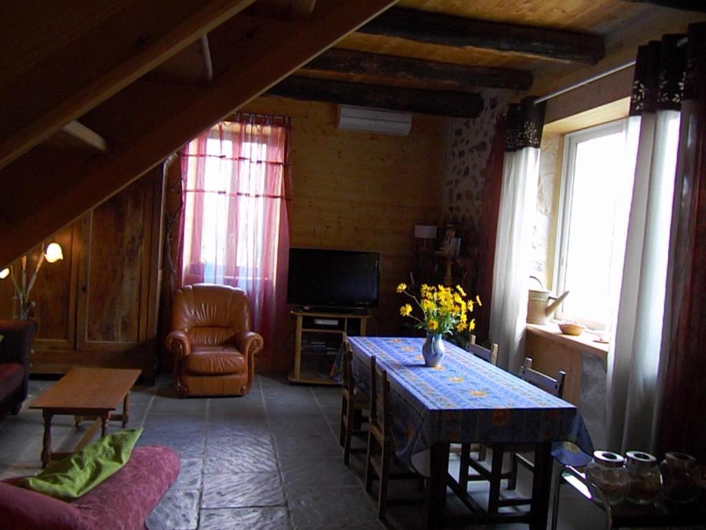 Chambres D'Hote Les Jardins De Prasserat Vallon-Pont-d'Arc Bagian luar foto